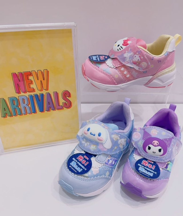 ムーンスターから♡KidsサンリオキャラクターLEDシューズ♡絶賛発売中です！