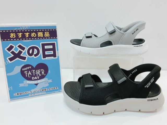 スケッチャーズスリップインズ☆メンズサンダル入荷しました！