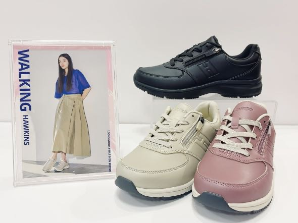 HAWKINS♡レディースウォーキングシューズ♡